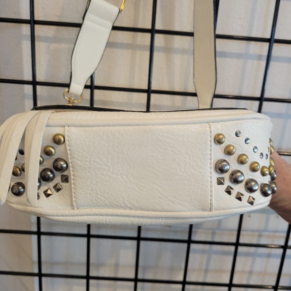 Juicy Couture Studded Moto Rocker Off White Crossbody Bag - Picture 8 of 10